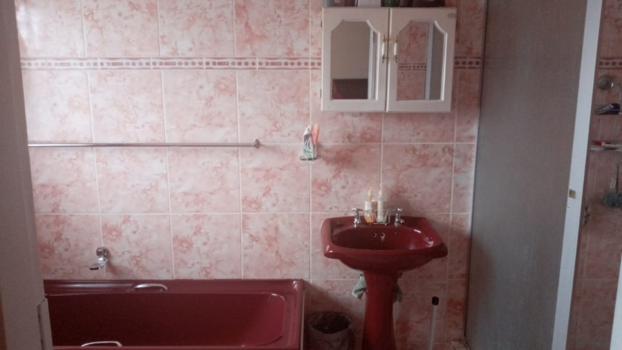 4 Bedroom Property for Sale in Victoria Park Eastern Cape